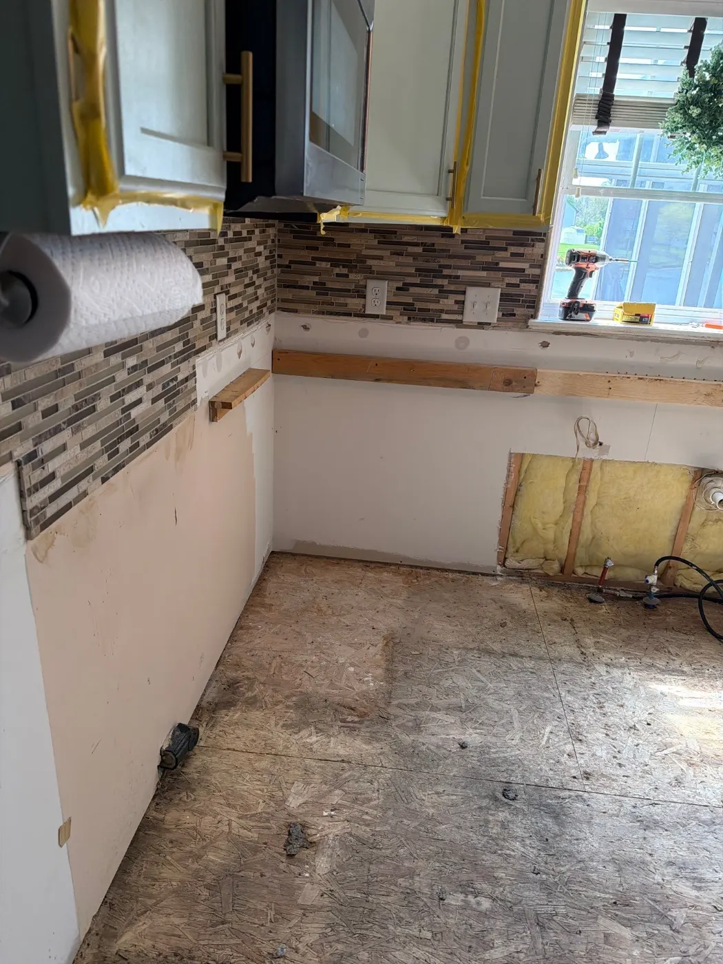 Containment setup for mold remediation in Stony Creek home